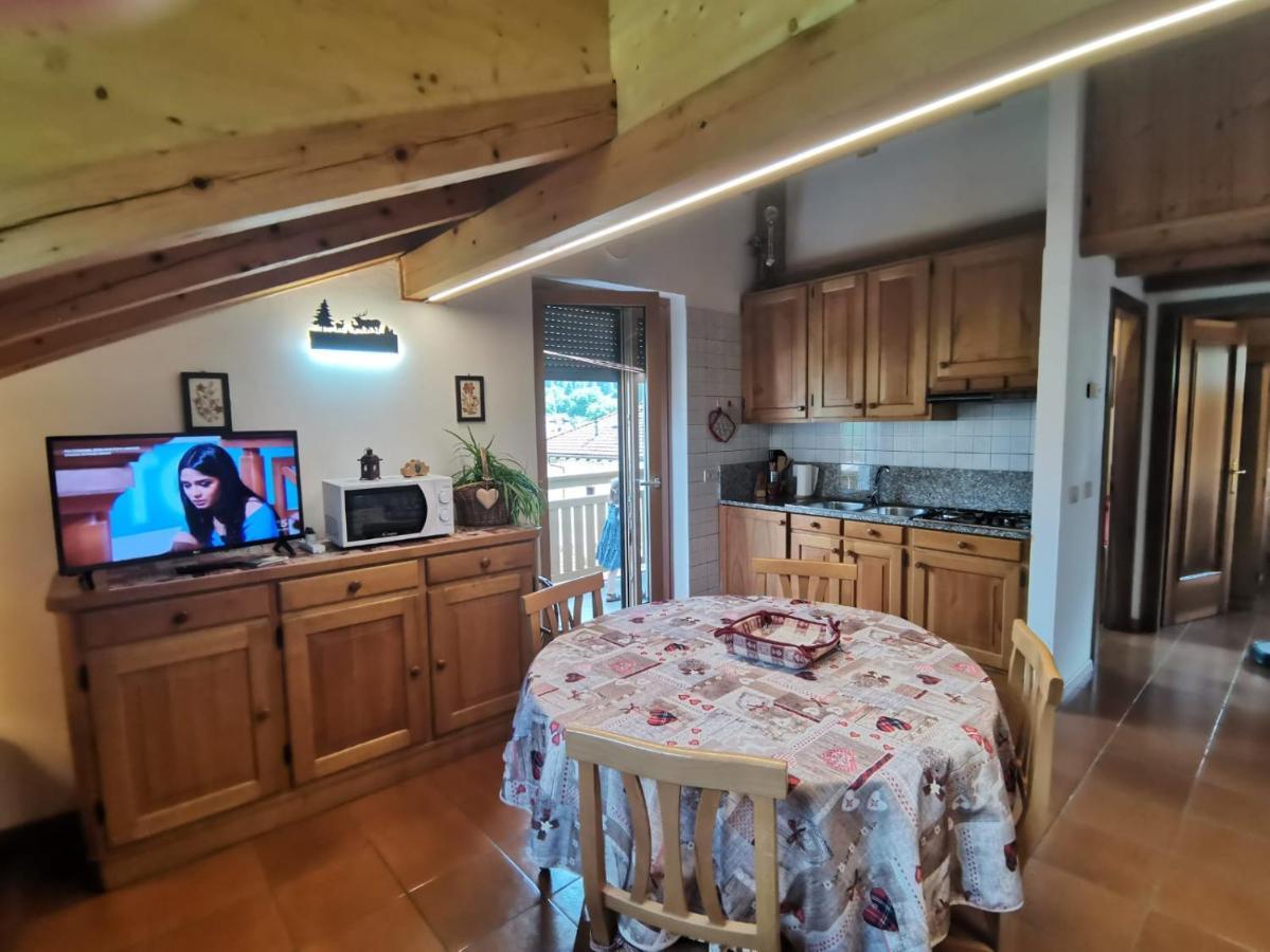Mansarda A Carciato, Trilocale In Montagna Daire Dimaro Dış mekan fotoğraf