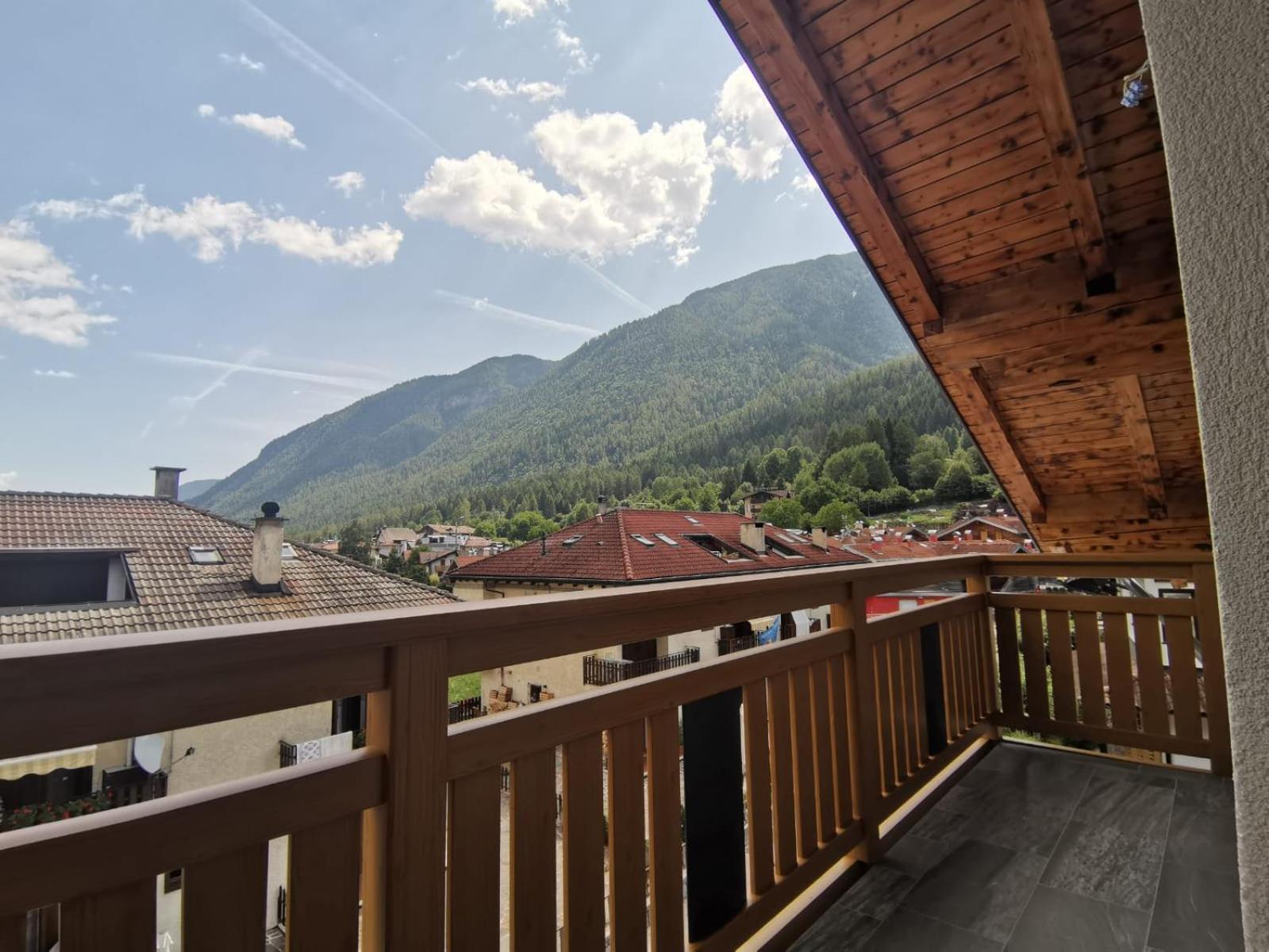 Mansarda A Carciato, Trilocale In Montagna Daire Dimaro Dış mekan fotoğraf